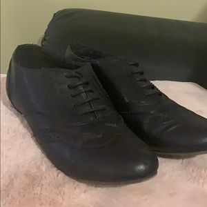 Black shoes